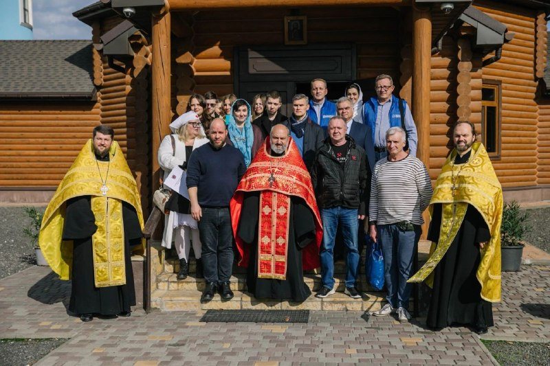 В Мариуполе волонтёрам вручили знаки «За восстановление Мариуполя», фото 5 из 5